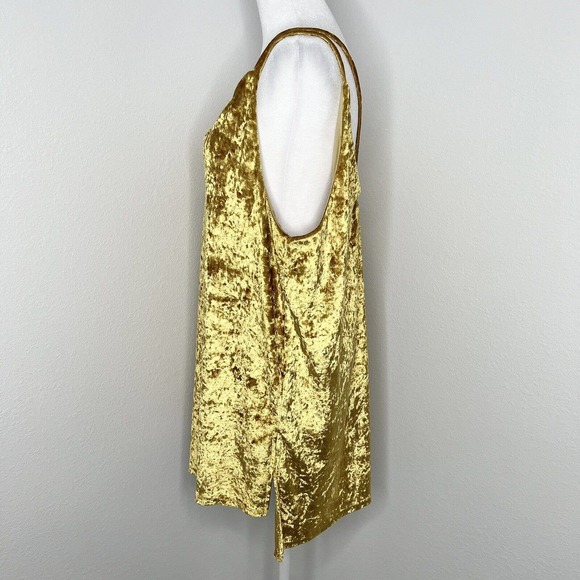 Umgee Yellow Gold Crushed Velvet Sleeveless Scalloped V-Neck Tank Top Sz L NWT - Picture 6 of 12